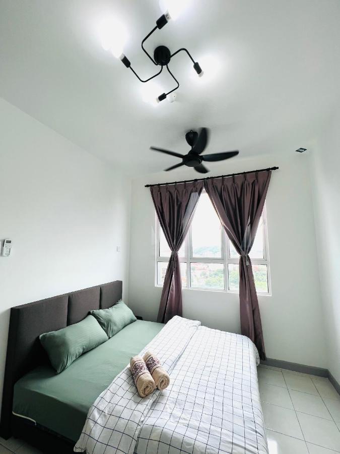 Ureshii Homestay Ladang Tanjung Kuala Terengganu With Pool Екстер'єр фото